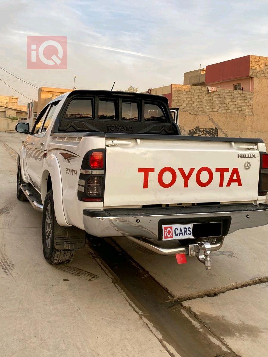 تويوتا هايلوكس